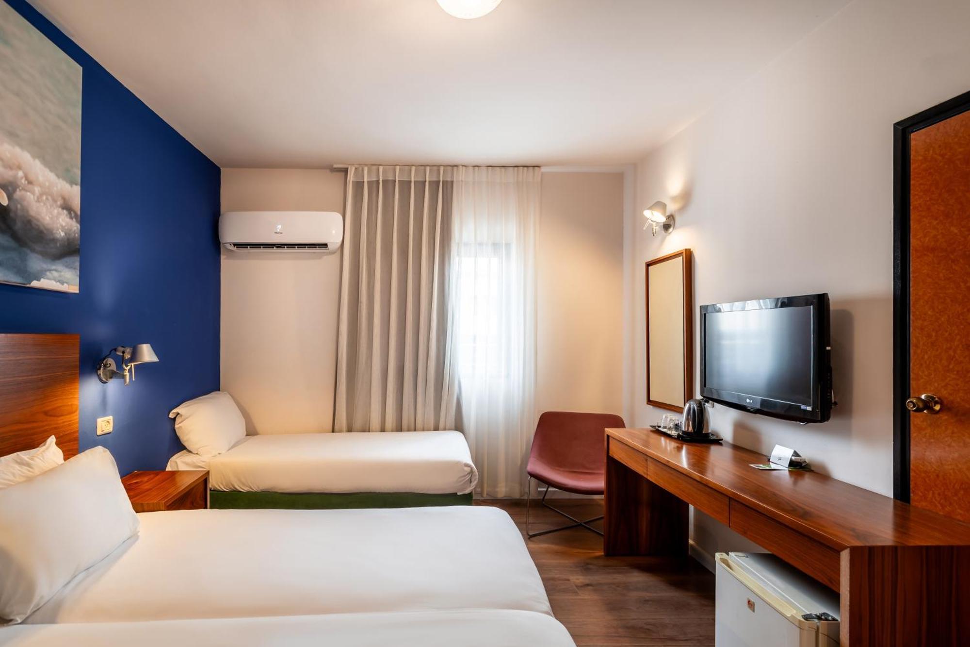 Jacob Tiberias Hotel Exterior foto
